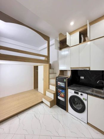 Nguyễn trãi  ccmn 16 phòng  7 tầng thang máy  dòng tiền 7681730
