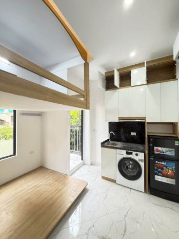Nguyễn trãi  ccmn 16 phòng  7 tầng thang máy  dòng tiền 7681732