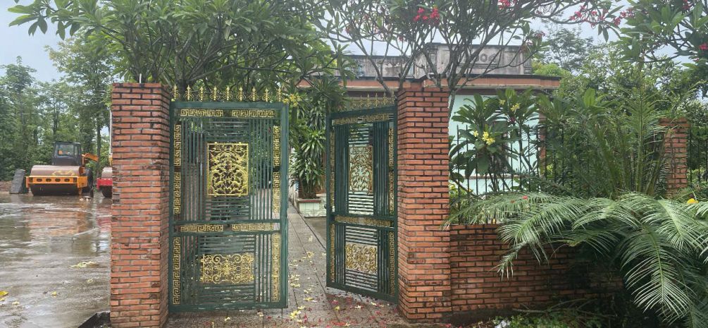 Bán đất dt: 1,1 hecta 300m2 thổ cư, có sẵn nhà đường xe 7682284