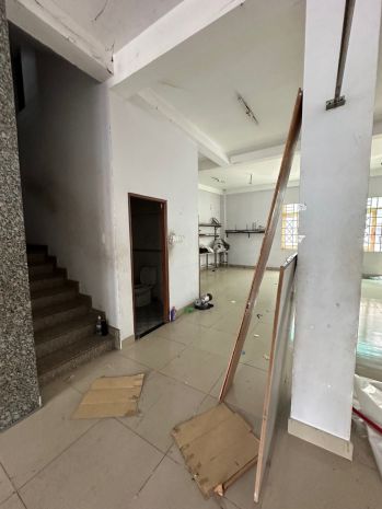 Bán nhà mặt tiền 4 tầng bùi minh trực ngang khủng 12m kinh 7682537