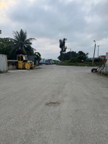 42. cho thuê bãi đã san lấp, thảm base, nền cao, không lụt 7682602