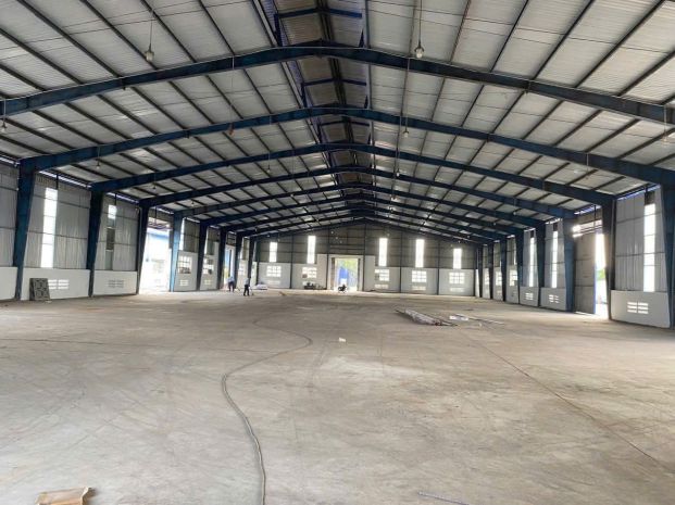 Kho xưởng chuẩn logistics ngay cầu vượt bình phước  xe 7683222