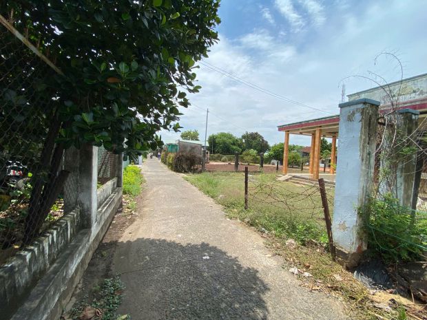 Bán nhà và đất 843m² ngay trung tâm đất đỏ  cách chợ chỉ 7683413