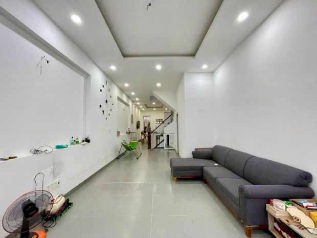 Quận 3: chính chủ  bán nhà 3 tầng mặt tiền đường số cư xa 7683515