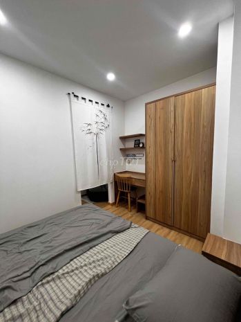 Cho thuê chmn 25m2 full nội thất mặt tiền- số 77 tân cảng, 7683940