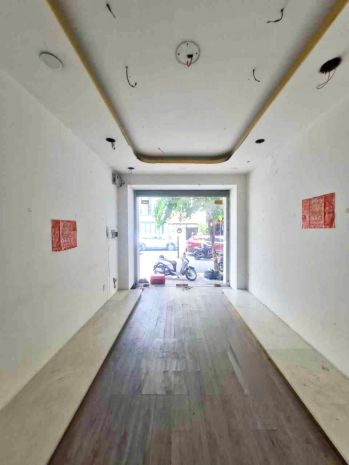 Quận 1: bán nhà 4 tầng mặt tiền đinh tiên hoàng, p.tân 7684023