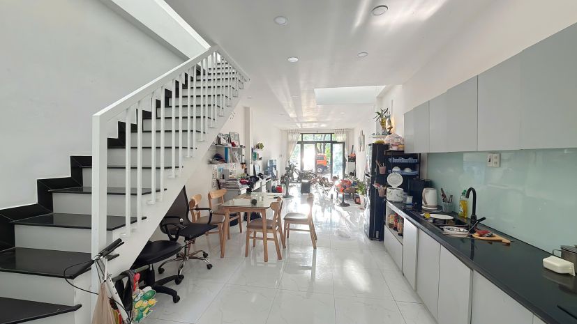 Bán nhà tái định cư đất lành vĩnh thái nha trang. đường 7684047