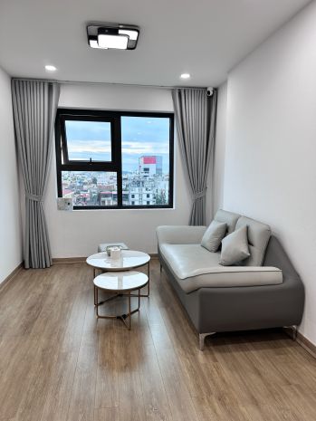 Chính chủ cần cho thuê căn hộ 2 phòng ngủ tại tòa nhà quang 7684171