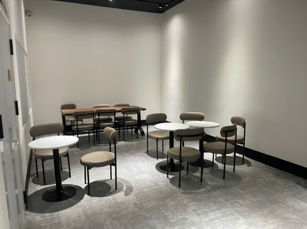 Chốt nhanh, quán cafe - vp đẹp lắm sát cc newton , sang rẻ 7684237