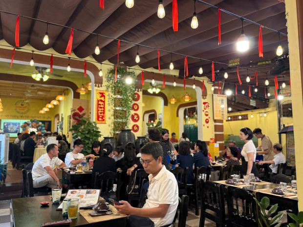 Chuyển nhượng nhà hàng đang hoạt động,  khu vực trung tâm 7684313