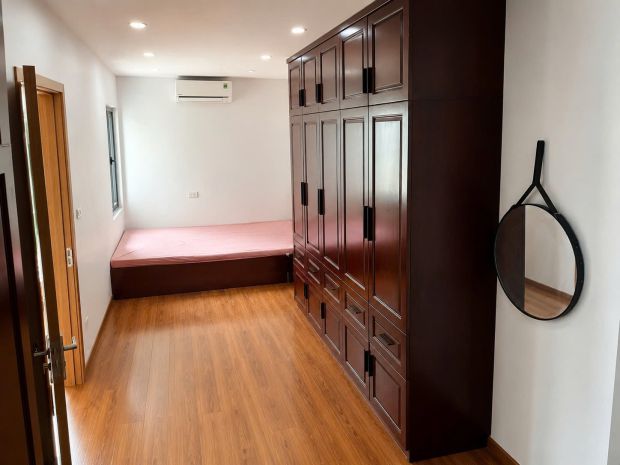 Cho thuê căn hộ mini 2n1k  full nội thất tại lạc long 7685605