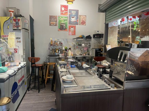 Sang rẻ lắm luôn quán cafe góc 2 mt chỉ : 69 tr , sân rộng 7686058