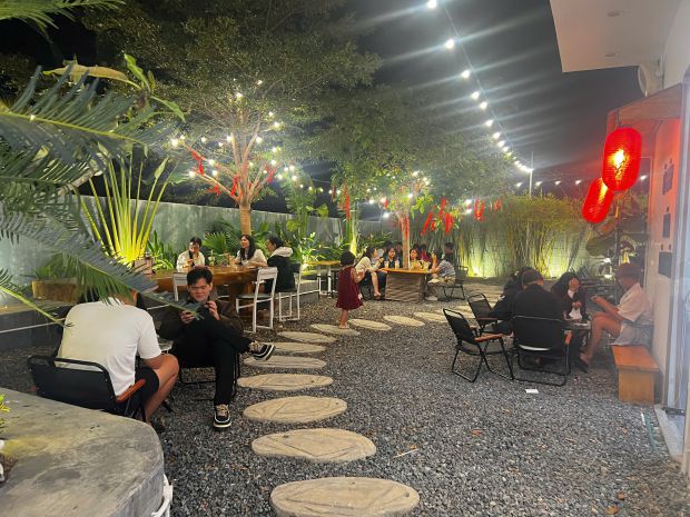 Sang nhượng quán café  trà sữa đang hoạt động ổn định tại 7686117