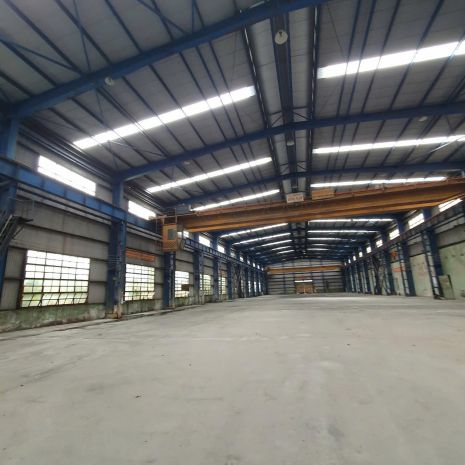 46.   cho thuê kho, xưởng 
-	dt  2.400 m2 
-	vị trí: tuyến 7686598