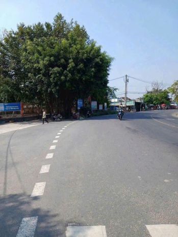 Ban 10.109m2 đât gia 60 ty lô goc 2 măt tiên nhưa 7686986