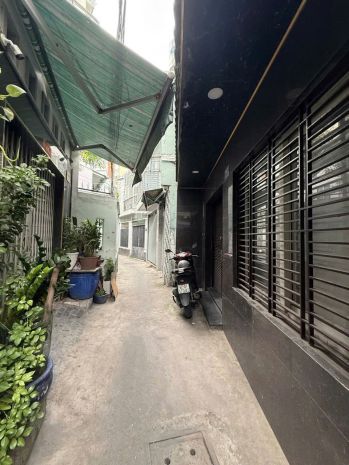 Nhà bán - cao thắng-3 tháng 2-trường quốc tế việt úc- quận 7687024