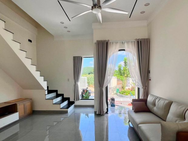 Cần bán nhà vườn nam ban 261m², full nội thất, sân vườn rộng 7687043