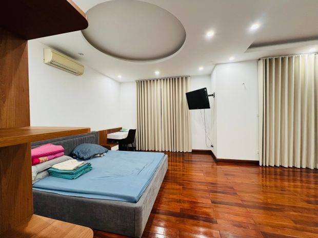 Bán biệt thự sài đồng, long biên 180m2- 4 tầng thang máy- 7687327