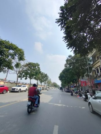 Bán nhà mặt phố cổ linh, long biên 135m2 mặt tiền 12m vi hè 7688138