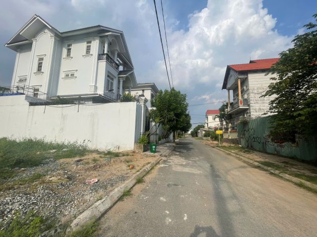 Đất đẹp cho khách xây biệt thự ngay ngã tư ga giáp gò vấp, 7688298