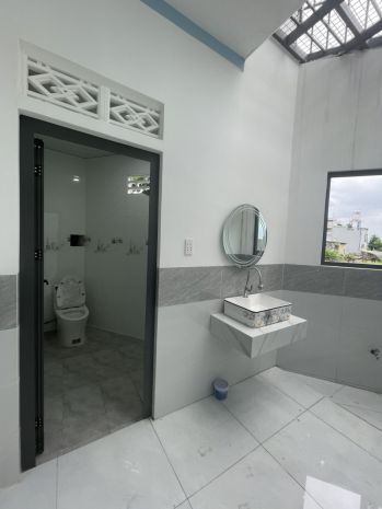 Bán nhà 2 tầng p.trảng dài,shr đường nhựa 8m,gần khu vui 7688468