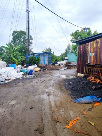 Cho thuê 400m2 kho hem xe tai co săn 3fa 7688879