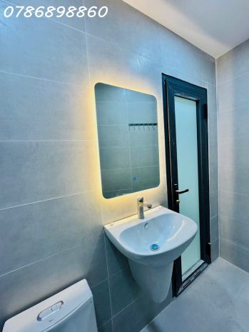 Nhà mặt tiền hẻm xe hơi 8m  502 huỳnh tấn phát  vừa ở vừa 7689308