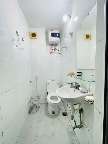 Cho thuê nguyên căn đức giang 35m 2 tầng- oto tránh 5,5tr 7690371