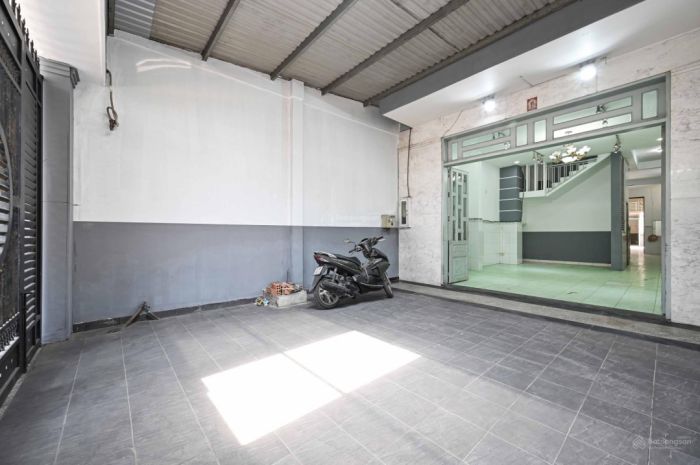 Cho thuê tòa nhà tại quận 12, làm kho xưởng sản xuất  dt: 7694769