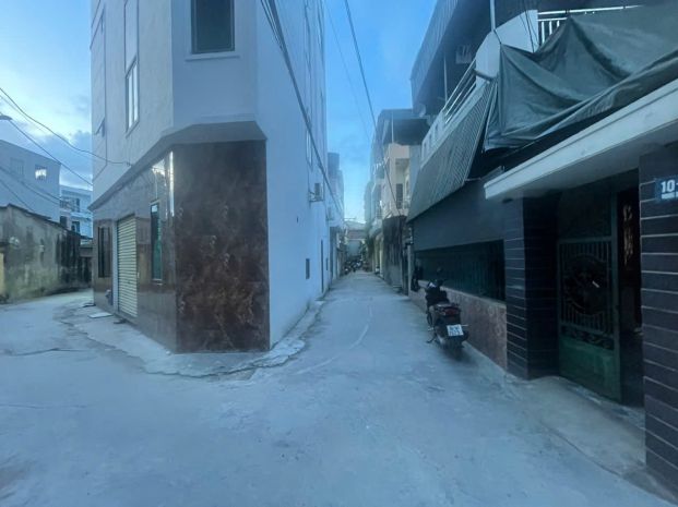 Bán lô góc ngõ hoàng diệu cẩm thượng 48m2 ô tô vào giá 1.x 7696047