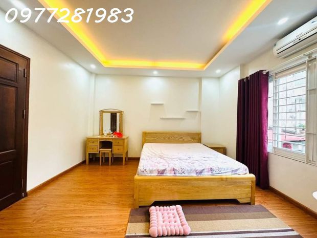 Nhà đẹp cạnh nhổn  chỉ việc xách vali về ở 7697205