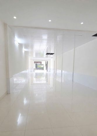 Chính chủ bán nhà đẹp  vị trí kinh doanh đắc địa tại 7697254
