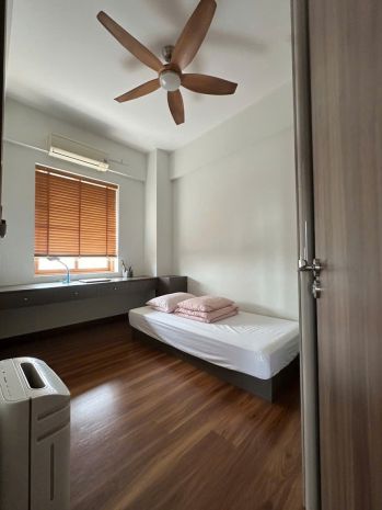 Căn hộ đầy đủ tiện ích - giá tốt chính chủ bán nhanh căn 7698244