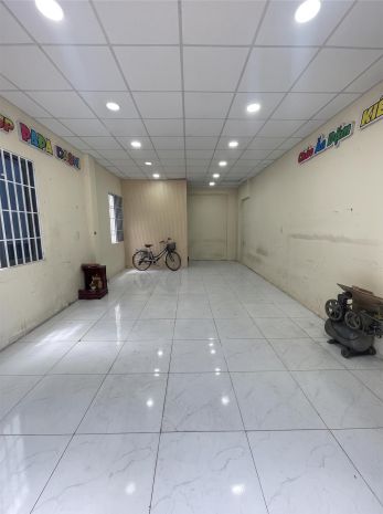 Cho thuê nhà mặt tiền cạnh ngã tư chợ p8  đường bình giã, 7698426