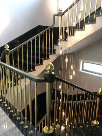 Cho thuê nhà, 88m2- 5t, trần quốc hoàn, phạm tuấn tài, cầu 7698692