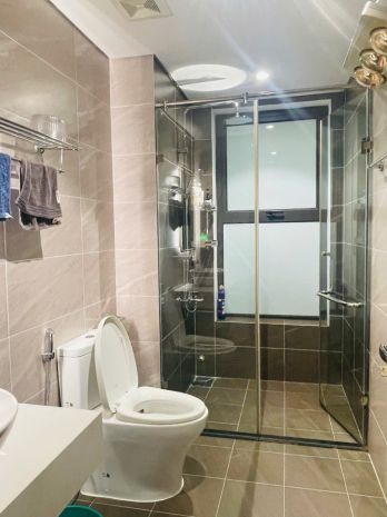 Bán nhà đẹp nguyễn sơn- phân lô- 30m 5 tầng full nt- 7,9 7698702