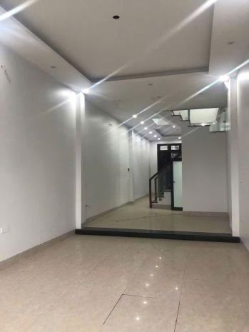 Cho thuê nhà mặt phố nguyễn thời trung  vị trí đắc địa, 7699038