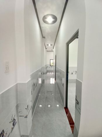 Nhà siêu đẹp -  giá rẻ bán căn nhà lầu vừa hoàn thiện xã 7699050