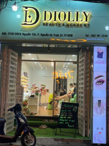 Sang nhượng tiệm nail xinh xắn  đường nguyễn trãi, quận 1, 7699809