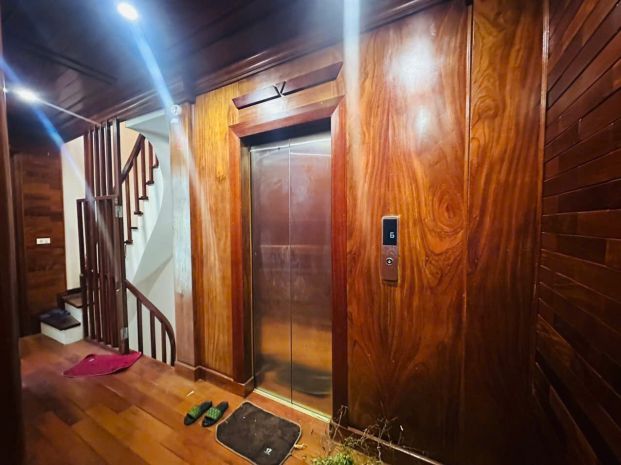 Hiếm!!! mặt phố nhân chính  thanh xuân  90m 9 tầng thang 7700921