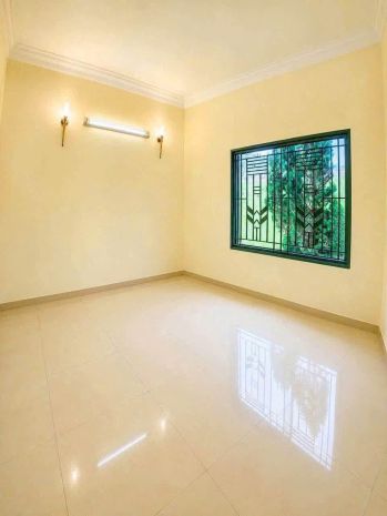 Cho thuê villla sân vườn 1000m2 nguyễn hữu cảnh 12 phòng 7702158