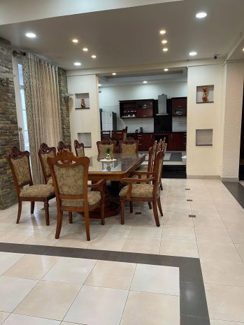 Cho thuê villa triệu việt vương giá 35 triệu 9 phòng ngủ 7702288
