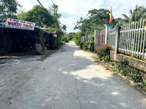 Cân ban 741m2 nha vươn hem xe hơi thông thoang 7702579