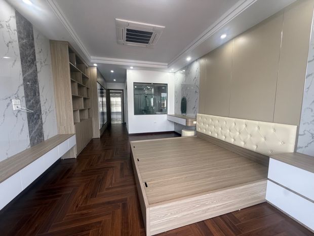 Bán nhà cổ linh 60m2, 7 tầng thang máy, gara ô tô, 16.x tỷ 7702822