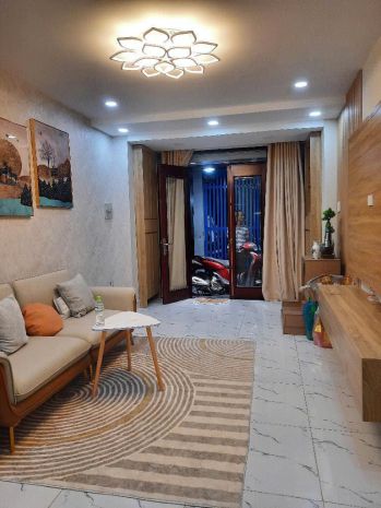 Chính chủ bán nhà quận 7 2 lầu đúc - hẻm ô tô nhỏ nguyễn 7702928