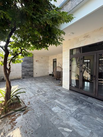 Cho thuê villa như mới  đường trần sâm, gần golden bay, 7703021