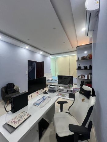 Bán nhà mặt phố lê đại hành, 85m2, 4 tầng, nhỉnh 49 tỉ, ô 7704056