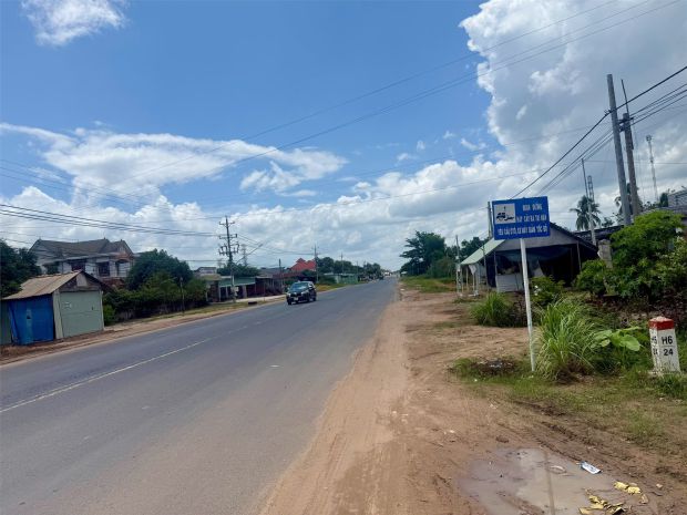 Đất đẹp- giá tốt chính chủ bán nhanh lô đất mặt tiền đường 7704173