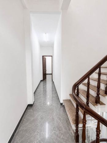 Tầm nhỉnh 9 tỷ nhà khu đồng bộ gò dầu 82m 3 tầng hxh tránh 7704384
