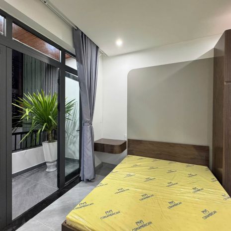 Toà căn hộ 3 tầng 7 phòng đang cho thuê full - đường 7704699